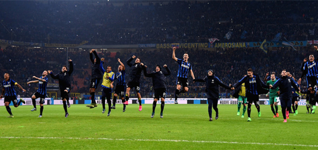 世体：梅西亲签的新秀球星卡被拍卖行估值35000欧元（世体：梅西亲签新秀卡获拍卖行估价3.5万欧元）