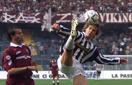 官方：西班牙名哨“平方哥”执法欧冠第6轮亚特兰大vs切尔西（官宣：西班牙名哨“平方哥”将执法欧冠小组赛第6轮亚特兰大对阵切尔西）