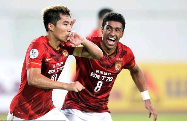 上港亚冠生死战！带蒋光太出征柔佛，是后防救星还是烟雾弹？