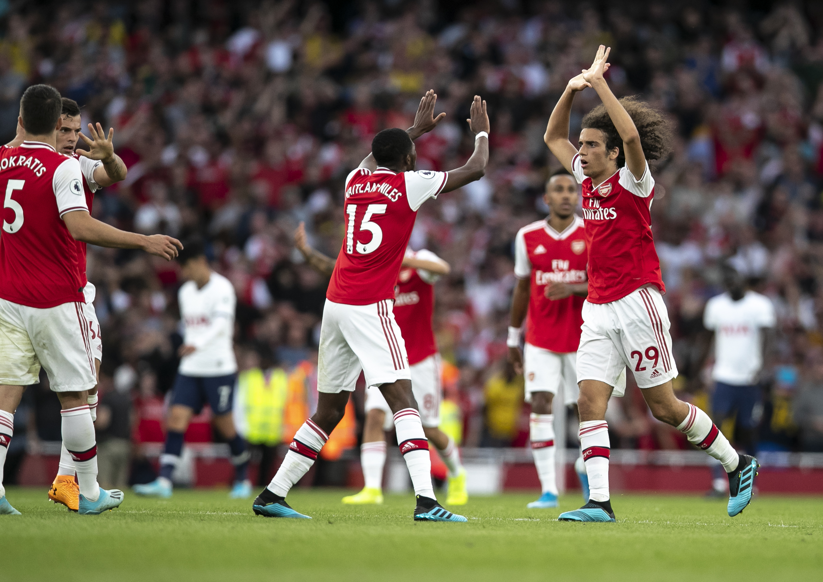 韩K联半场：林加德补时破门，首尔FC暂1-1金泉尚武（韩职联半场战报：林加德补时建功，首尔FC暂与金泉尚武1-1战平）