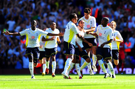 热那亚vs维罗纳：马利诺夫斯基、洛伦佐-科隆博首发，加利亚尔迪尼、焦瓦内出战（热那亚战维罗纳：马利诺夫斯基、洛伦佐-科隆博先发，加利亚尔迪尼、焦瓦内登场）