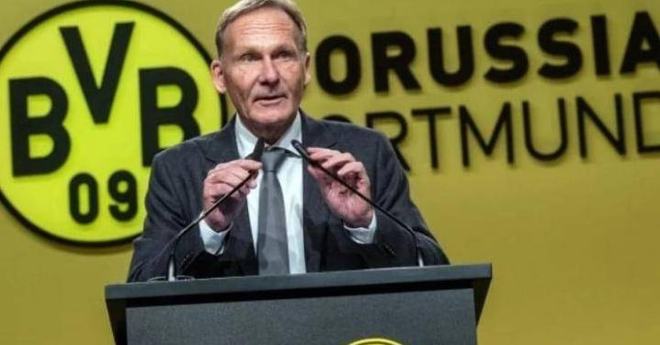 波特：对手获得点球是错判，目前是在附加赛上获世界杯资格（波特称对手点球为误判，我们通过附加赛获得世界杯资格）