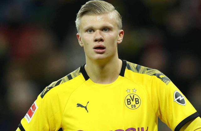 前广州队球员张志雄 白余涛加盟重庆铜梁龙