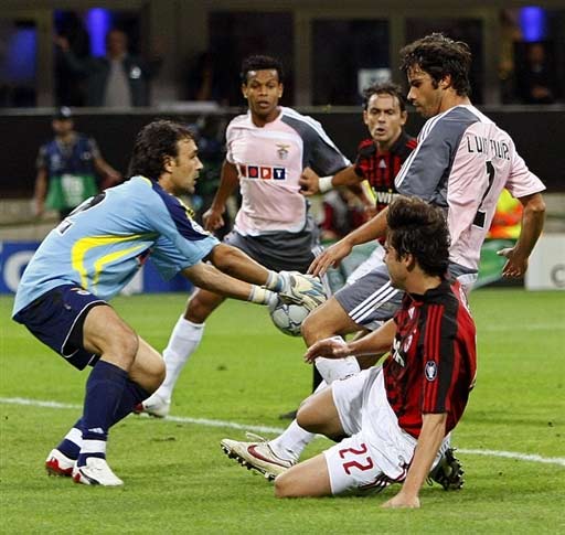 戈麦斯：儿子喜欢皮尔洛，我说光脚法好没用也要学习加图索（戈麦斯：儿子崇拜皮尔洛，但我提醒他光有脚法不够，还要向加图索学习）