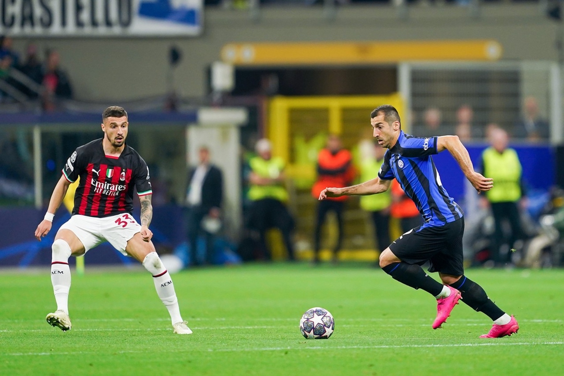 有些瞬间载入史册（那些瞬间终将写进历史）