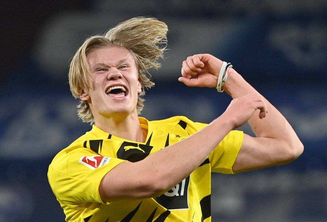 拜仁战弗赖堡首发：凯恩领衔、迪亚斯、卡尔、诺伊尔先发（拜仁对阵弗赖堡首发出炉：凯恩领衔，迪亚斯、卡尔、诺伊尔登场）