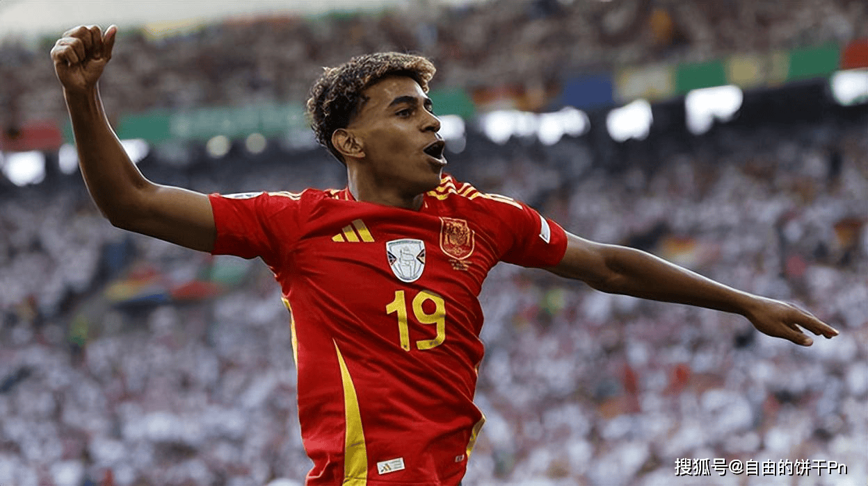 2025中国金球奖候选：张玉宁、拜合拉木等15人在列（2025中国金球奖提名公布：张玉宁、拜合拉木等15人入围）